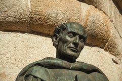 Brązowa statua ksiądz głowa przy Caceres zdjęcie stock Brązowa statua ksiądz głowa przy Caceres zdjęcie stock