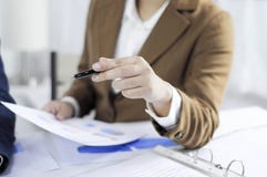 Buchhaltungsplanung, Vermögensverwaltung, Berater treffend, Managementbericht, Darstellung von Ideen lizenzfreies stockfoto Buchhaltungsplanung, Vermögensverwaltung, Berater treffend, Managementbericht, Darstellung von Ideen lizenzfreies stockfoto