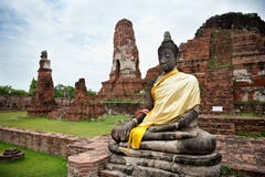 Buddha And Temple In Ayutthaya Royalty Free Stock Photos