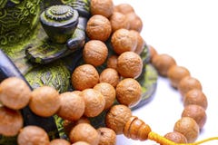 Buddyjski różaniec z Buddha drzewem zdjęcia stock Buddyjski różaniec z Buddha drzewem zdjęcia stock