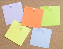 Bunte klebrige Anmerkungen stockfoto Bunte klebrige Anmerkungen stockfoto