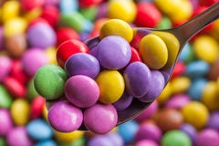 Bunte Süßigkeitsbohnen lizenzfreie stockfotos Bunte Süßigkeitsbohnen lizenzfreie stockfotos