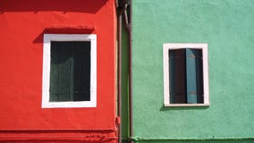 Burano, Venezia, Włochy Szczegóły okno kolorowi domy w Burano wyspie fotografia royalty free Burano, Venezia, Włochy Szczegóły okno kolorowi domy w Burano wyspie fotografia royalty free