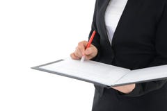 Bureauvrouw die een rapport geïsoleerd over witte achtergrond houden stock foto Bureauvrouw die een rapport geïsoleerd over witte achtergrond houden stock foto