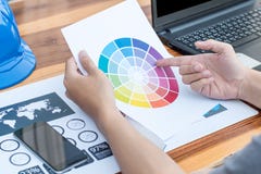 Business technology concept,business people discussing the chart royalty free stock images Business technology concept,business people discussing the chart royalty free stock images