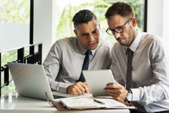 Businessmen Discussion Technology Outdoors Concept royalty free stock photos Businessmen Discussion Technology Outdoors Concept royalty free stock photos