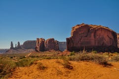 Butte слона, горная порода, в иконической долине памятника, Аризона стоковое фото Butte слона, горная порода, в иконической долине памятника, Аризона стоковое фото