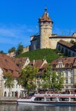Bâtiments le long du Rhin dans Schaffhausen, Suisse photos stock Bâtiments le long du Rhin dans Schaffhausen, Suisse photos stock