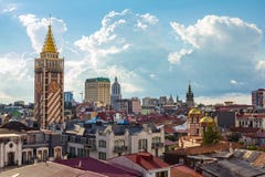 Bästa sikt av de huvudsakliga dragningarna av gamla Batumi som lokaliseras på den Black Sea kusten på en molnig sommardag KYRKAN arkivfoton Bästa sikt av de huvudsakliga dragningarna av gamla Batumi som lokaliseras på den Black Sea kusten på en molnig sommardag KYRKAN arkivfoton