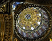 Bóveda de la basílica del ` s de St Stephen - Budapest fotografía de archivo Bóveda de la basílica del ` s de St Stephen - Budapest fotografía de archivo