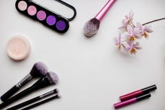 Bürste für Make-up lizenzfreie stockbilder Bürste für Make-up lizenzfreie stockbilder