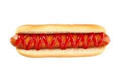 Cachorro quente com salsicha e ketchup grelhadas no branco imagem de stock royalty free Cachorro quente com salsicha e ketchup grelhadas no branco imagem de stock royalty free