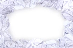 Cadre blanc chiffonné de boule de papier et fond blanc de l'espace de copie, l'espace de copie dans la boule rugueuse de déchets image libre de droits Cadre blanc chiffonné de boule de papier et fond blanc de l'espace de copie, l'espace de copie dans la boule rugueuse de déchets image libre de droits