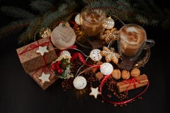 Café Composição do Natal e do ano novo imagem de stock Café Composição do Natal e do ano novo imagem de stock