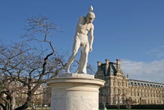 Cainstandbeeld in Tuileries-tuin Parijs, Frankrijk stock afbeelding Cainstandbeeld in Tuileries-tuin Parijs, Frankrijk stock afbeelding
