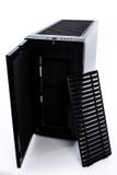 Caixa do computador com o console do jogo do hardware atrás de um fundo branco imagens de stock royalty free Caixa do computador com o console do jogo do hardware atrás de um fundo branco imagens de stock royalty free