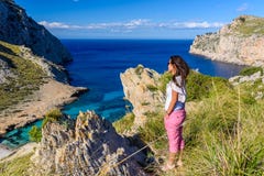 Cala figuera au formentor de chapeau - belles c?te et plage de Majorque, Espagne image stock Cala figuera au formentor de chapeau - belles c?te et plage de Majorque, Espagne image stock