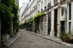 Calle de París fotografía de archivo libre de regalías Calle de París fotografía de archivo libre de regalías