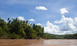 Campagna intorno al fiume di Nam Ou Fotografie Stock Libere da Diritti Campagna intorno al fiume di Nam Ou Fotografie Stock Libere da Diritti