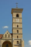 Campanile del ` s Roman Catholic Cathedral di St Michael, sul da soleggiato, Alba Iulia immagine stock libera da diritti Campanile del ` s Roman Catholic Cathedral di St Michael, sul da soleggiato, Alba Iulia immagine stock libera da diritti