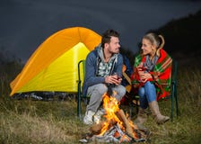 camping royalty-vrije stock afbeeldingen camping royalty-vrije stock afbeeldingen
