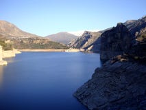 Canales rezerwuar, GÃ ¼ ejar sierra, sierra Nevada, Hiszpania obrazy stock Canales rezerwuar, GÃ ¼ ejar sierra, sierra Nevada, Hiszpania obrazy stock