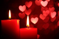 Candele per il giorno del biglietto di S. Valentino fotografie stock libere da diritti Candele per il giorno del biglietto di S. Valentino fotografie stock libere da diritti