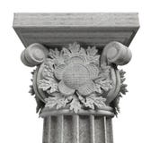 Capital de columna con las hojas del roble en el fondo blanco imagen de archivo libre de regalías Capital de columna con las hojas del roble en el fondo blanco imagen de archivo libre de regalías