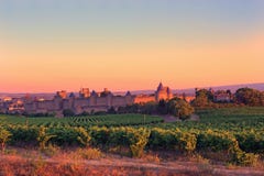 Carcassonne au lever de soleil Photo libre de droits Carcassonne au lever de soleil Photo libre de droits