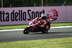 Carlos Checa #7 su Ducati Panigale 1199 R Team Ducati Alstare Superbike WSBK fotografia stock libera da diritti Carlos Checa #7 su Ducati Panigale 1199 R Team Ducati Alstare Superbike WSBK fotografia stock libera da diritti
