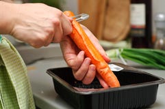 Carota della sbucciatura fotografia stock libera da diritti Carota della sbucciatura fotografia stock libera da diritti