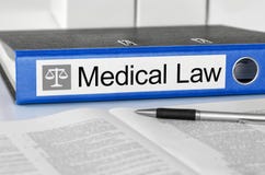Cartella con il diritto sanitario dell'etichetta immagini stock libere da diritti Cartella con il diritto sanitario dell'etichetta immagini stock libere da diritti