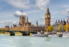 Casas do parlamento e de Big Ben, Londres, Reino Unido imagens de stock Casas do parlamento e de Big Ben, Londres, Reino Unido imagens de stock