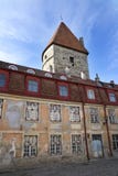 Casas viejas en las calles viejas de la ciudad tallinn Estonia fotografía de archivo Casas viejas en las calles viejas de la ciudad tallinn Estonia fotografía de archivo