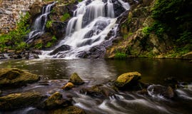 Cascade et cascades sur Antietam Creek près de la lecture, Pennsylva photographie stock Cascade et cascades sur Antietam Creek près de la lecture, Pennsylva photographie stock