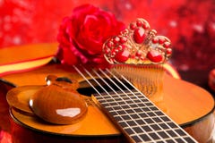 Cassic hiszpańska gitara z flamenco elementami Zdjęcia Stock Cassic hiszpańska gitara z flamenco elementami Zdjęcia Stock