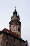 Castello di Krumlov del ½ di ÄŒeskÃ, torre variopinta fotografie stock Castello di Krumlov del ½ di ÄŒeskÃ, torre variopinta fotografie stock