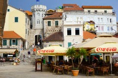 Castelnuovo è una città costiera nel Montenegro ha individuato all'en fotografie stock libere da diritti Castelnuovo è una città costiera nel Montenegro ha individuato all'en fotografie stock libere da diritti