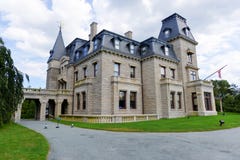 Castillo francés-sur-MER - Newport, Rhode Island imágenes de archivo libres de regalías Castillo francés-sur-MER - Newport, Rhode Island imágenes de archivo libres de regalías