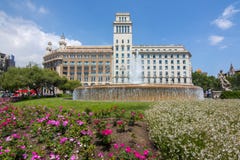 Catalonia Quadrado Placa de Catalunya, Barcelona, Espanha fotos de stock royalty free Catalonia Quadrado Placa de Catalunya, Barcelona, Espanha fotos de stock royalty free