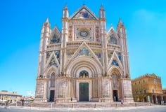 Catedral de Orvieto (Duomo di Orvieto), Umbría, Italia imágenes de archivo libres de regalías Catedral de Orvieto (Duomo di Orvieto), Umbría, Italia imágenes de archivo libres de regalías