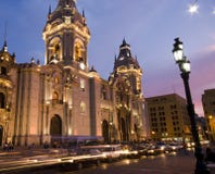 Catedral no mayor Lima peru da plaza de plaza de armas imagens de stock Catedral no mayor Lima peru da plaza de plaza de armas imagens de stock