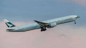 Cathay Pacific Боинг 777 стоковые изображения Cathay Pacific Боинг 777 стоковые изображения