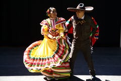 Caudillos Del Sur Mexican Folk Ballet, overal het Kaartfestival royalty-vrije stock foto's Caudillos Del Sur Mexican Folk Ballet, overal het Kaartfestival royalty-vrije stock foto's