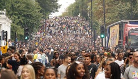 Celebración colorida del carnaval en el carnaval 2018 de Notting Hill en Londres foto de archivo Celebración colorida del carnaval en el carnaval 2018 de Notting Hill en Londres foto de archivo