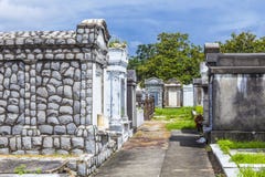 Cementerio de Lafayette en New Orleans con las piedras graves históricas foto de archivo Cementerio de Lafayette en New Orleans con las piedras graves históricas foto de archivo