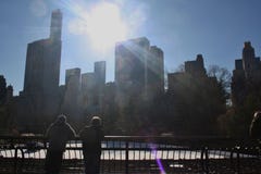 Central Park som åker skridskor NYC arkivbild Central Park som åker skridskor NYC arkivbild