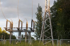 Centrale elettrica - stazione di trasformazione fotografia stock libera da diritti Centrale elettrica - stazione di trasformazione fotografia stock libera da diritti