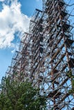Centre par radio dans la région de Pripyat, de Chernobyl connue sous le nom de “arc “ou “Duga “ photos libres de droits Centre par radio dans la région de Pripyat, de Chernobyl connue sous le nom de “arc “ou “Duga “ photos libres de droits