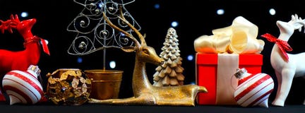Centro festivo della tavola di Natale di festa fotografie stock libere da diritti Centro festivo della tavola di Natale di festa fotografie stock libere da diritti